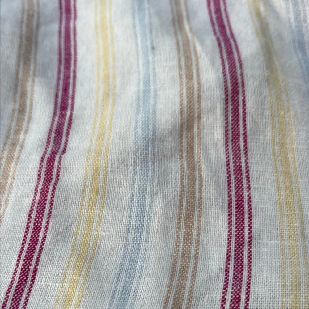 NWT GAP High Waist M Shorts in Linen/Rayon blend Cream w/ Stripes. Summer cool! - Picture 3 of 15